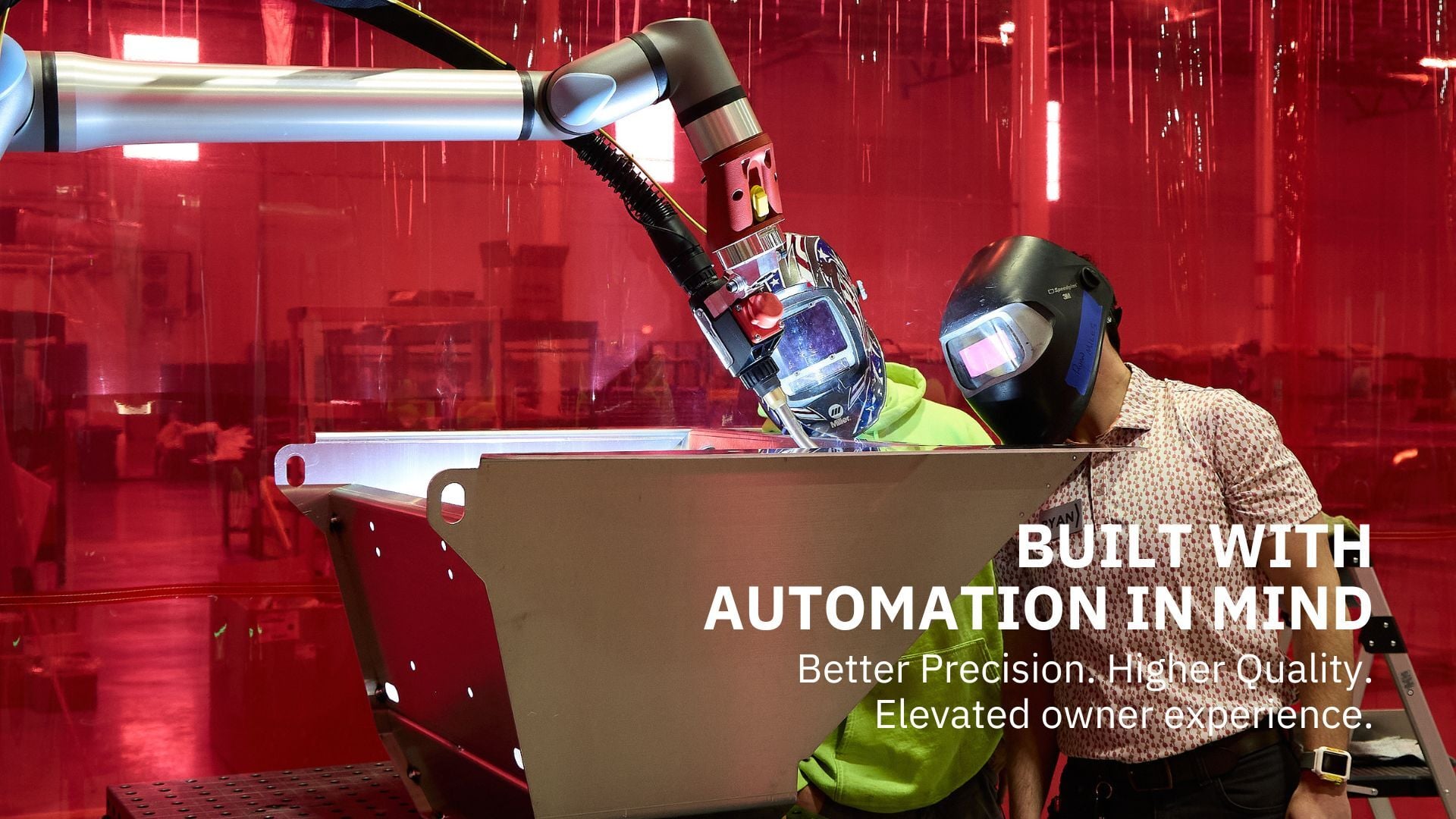 Flamingo-Marine_Factory_Robot_Welding